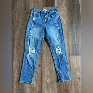 Wax Jeans. Women’s size 7/28. Great stretch! Very cute jeans.